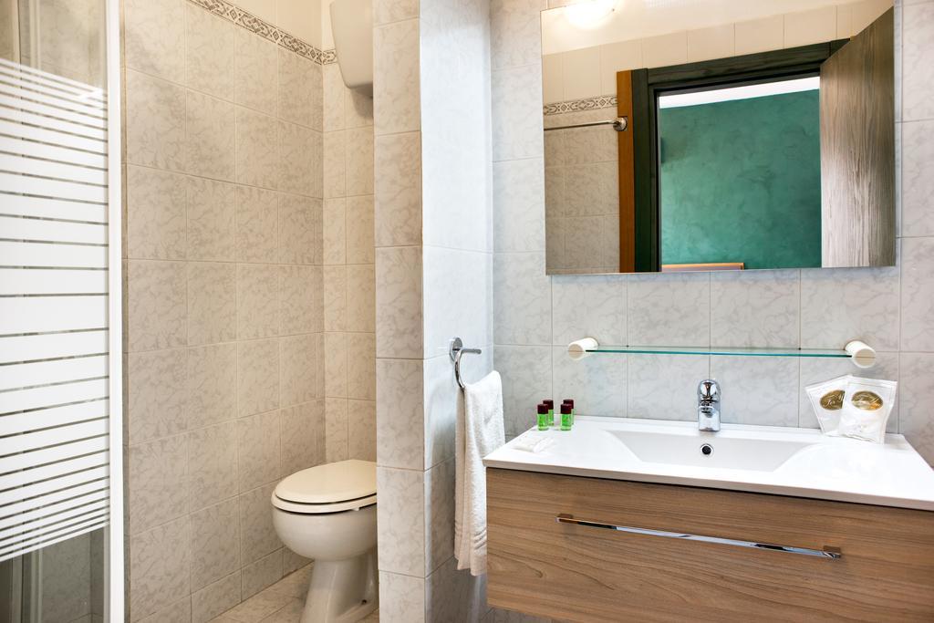 Hotel Cote D'Est San Foca Kültér fotó