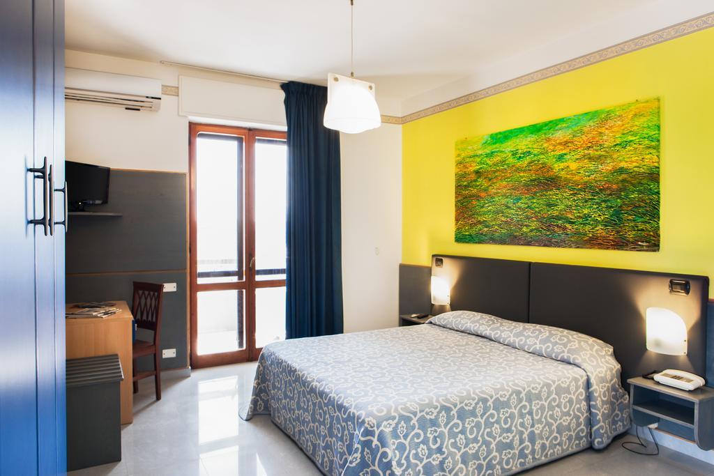 Hotel Cote D'Est San Foca Kültér fotó