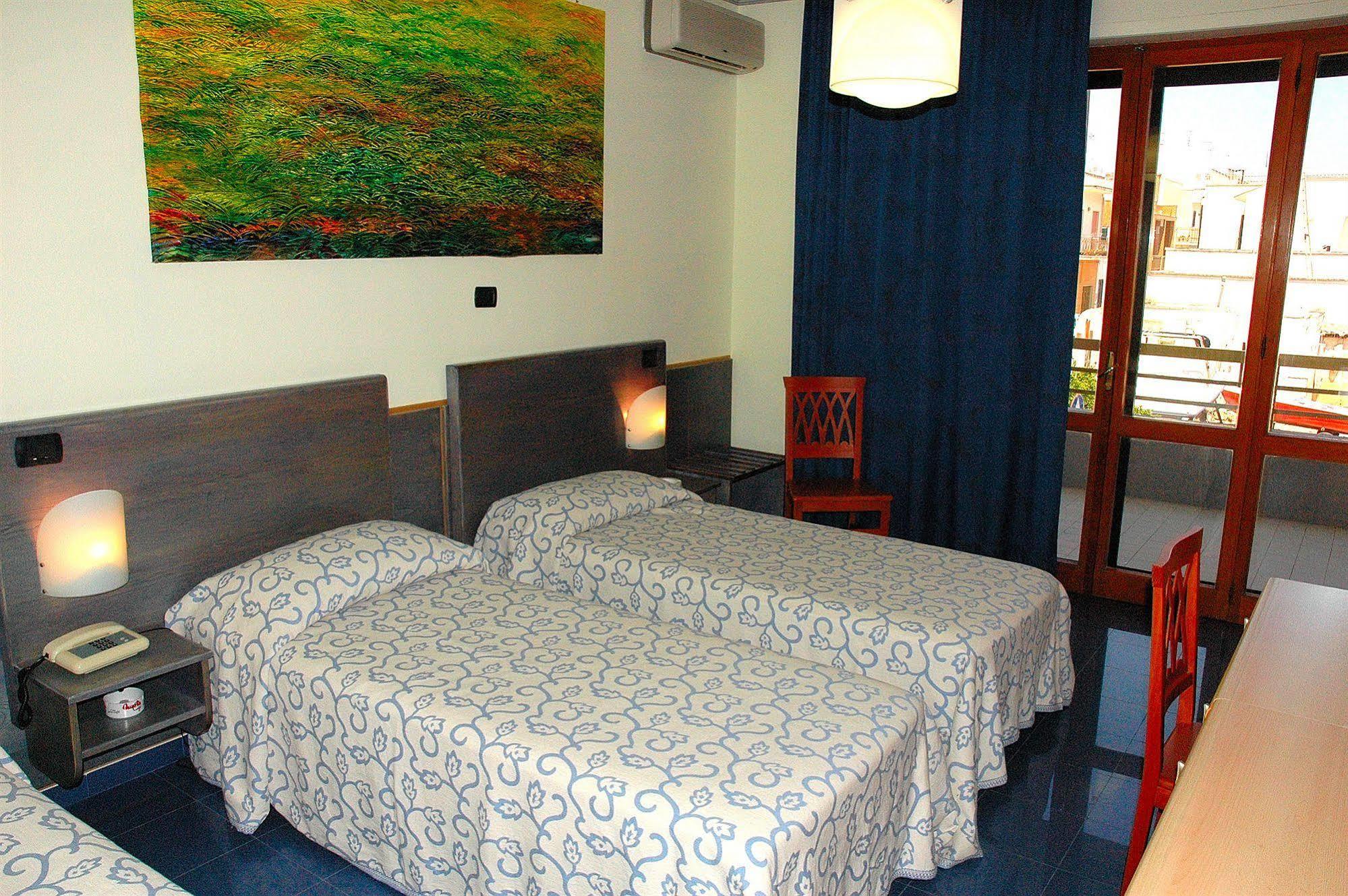 Hotel Cote D'Est San Foca Kültér fotó