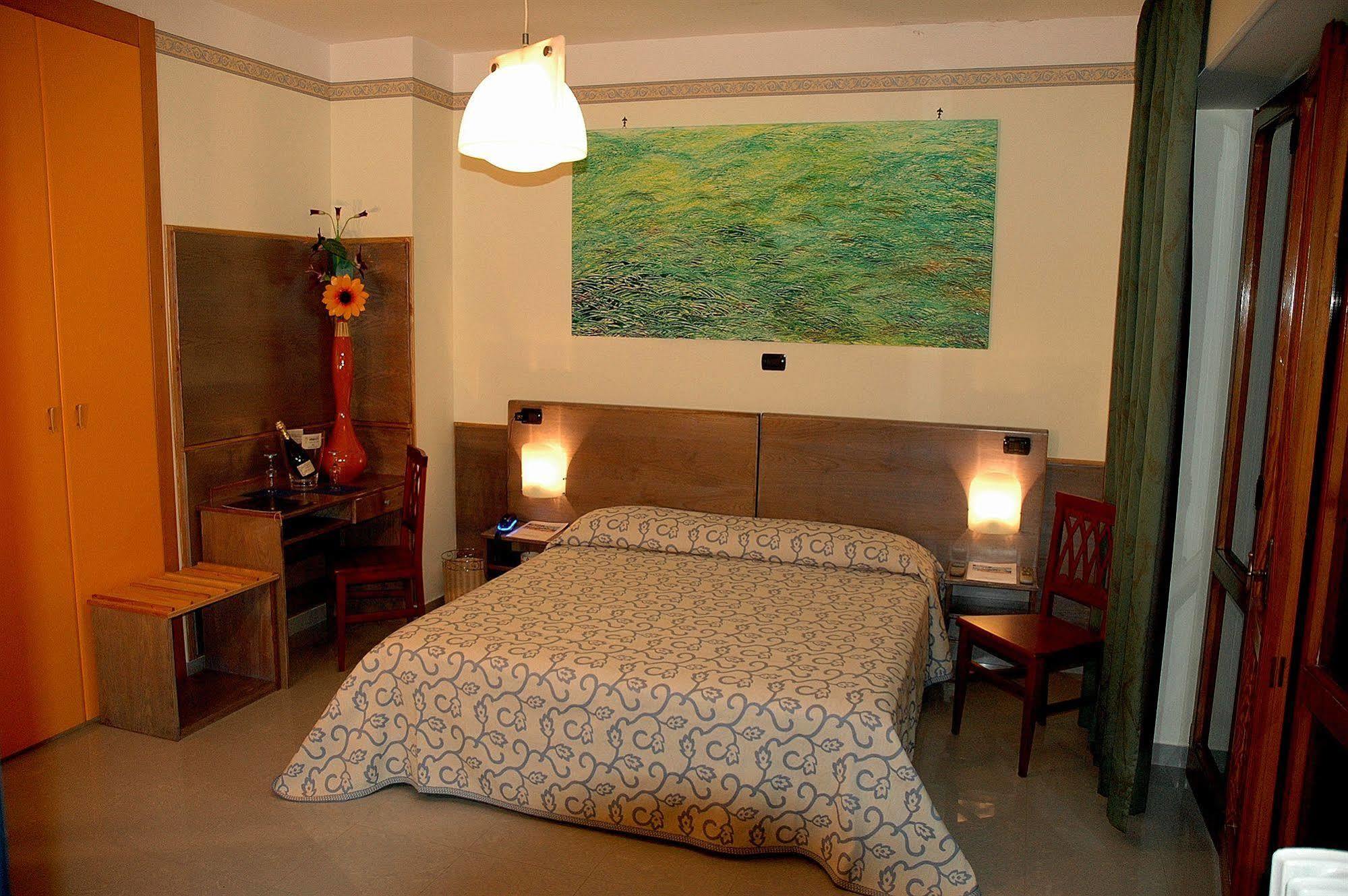 Hotel Cote D'Est San Foca Kültér fotó
